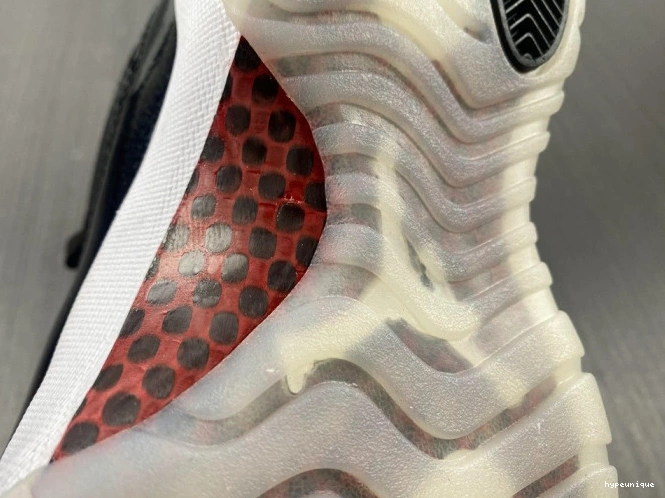 HYPE AV2187-001 Retro Jordan Low 11 Air 72-10 0823